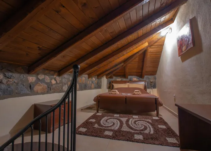 ξενωνασ θεα